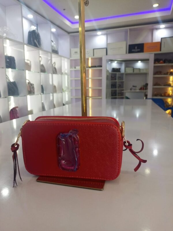 8bf110c3-c2b1-4b56-9ddd-b50912c03c2d Marc jacob crossbody bag