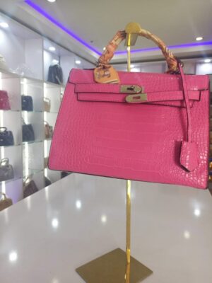8e3395c0-a290-4994-aed0-6656c56c6924 Hermes kelly bag